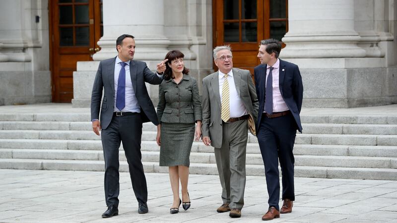 Leo Varadkar, Laura Magahy,  chair of the Sláintecare Advisory Council Tom Keane  and  Simon Harris.