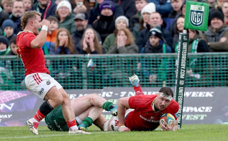 Tom Ahern scores Munster's first try. Photograph: James Crombie/Inpho