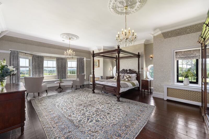 Principal bedroom