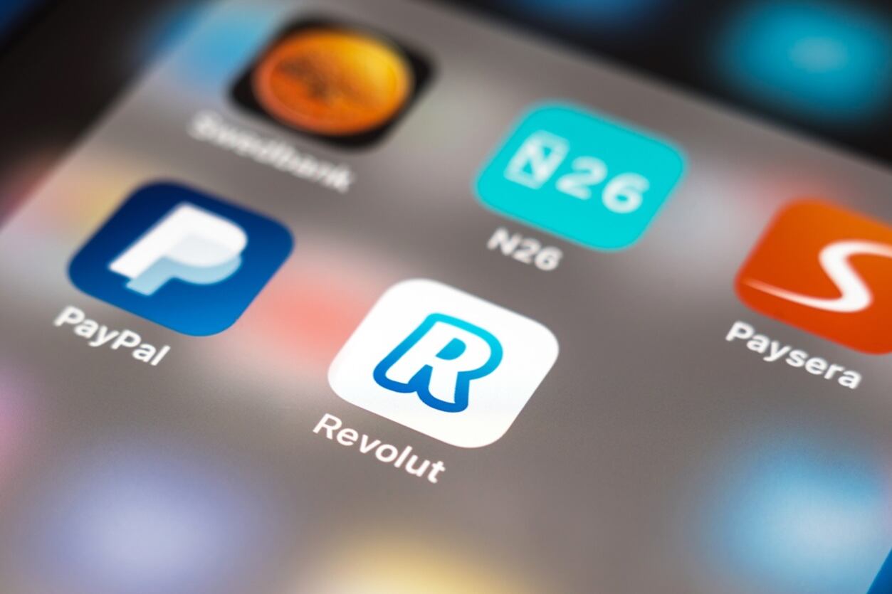Revolut scraps ‘remote-first’ working for graduate hires