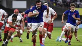 France opt for youth in naming Six Nations squad