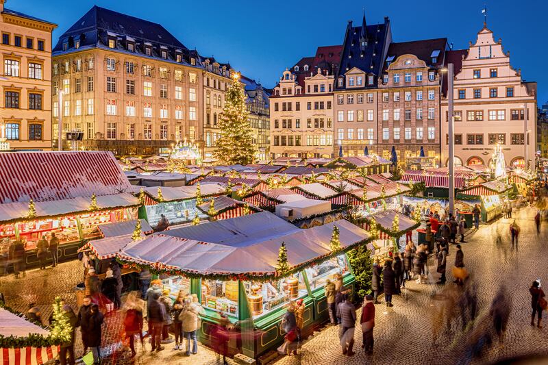 Leipzig: market place with Christmas market. Photograph: Philipp Kirschner. ©Leipzig Tourismus und Marketing GmbH/Philipp Kirschner