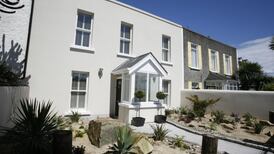 Seaside chic in Clontarf