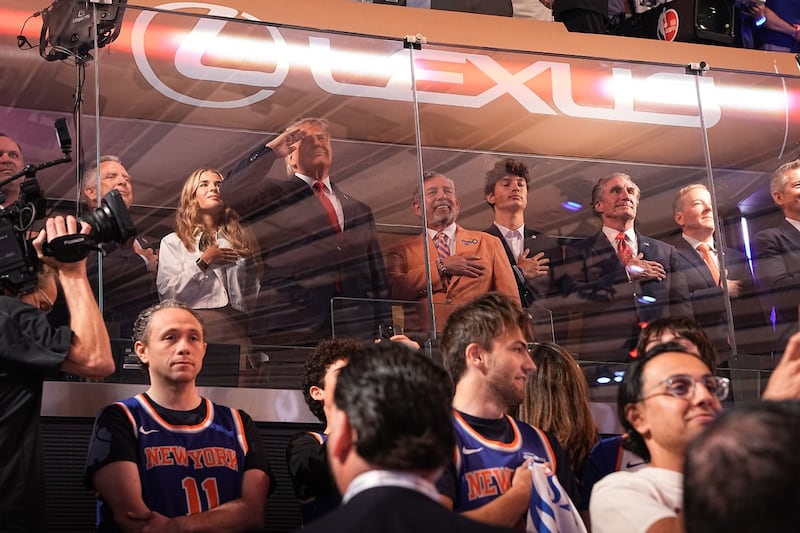 Trump greeted with boos at NBA Finals in Madison Square Garden