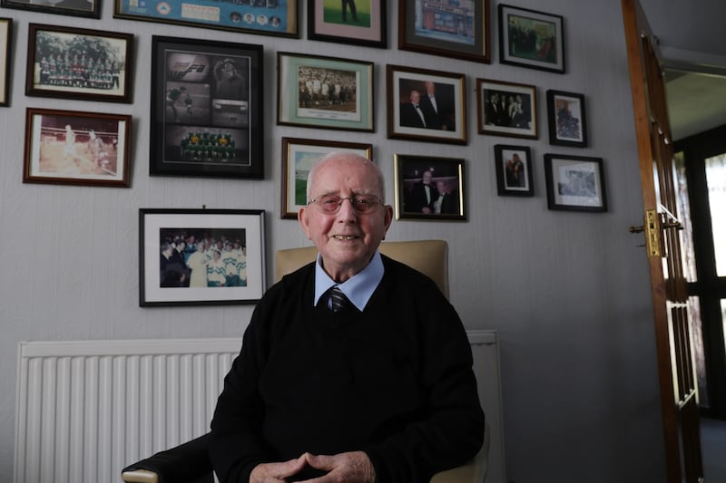 ‘I saw grown men cry’: Charlie O’Leary, kitman in Jack Charlton era, recalls the highs of Irish socc