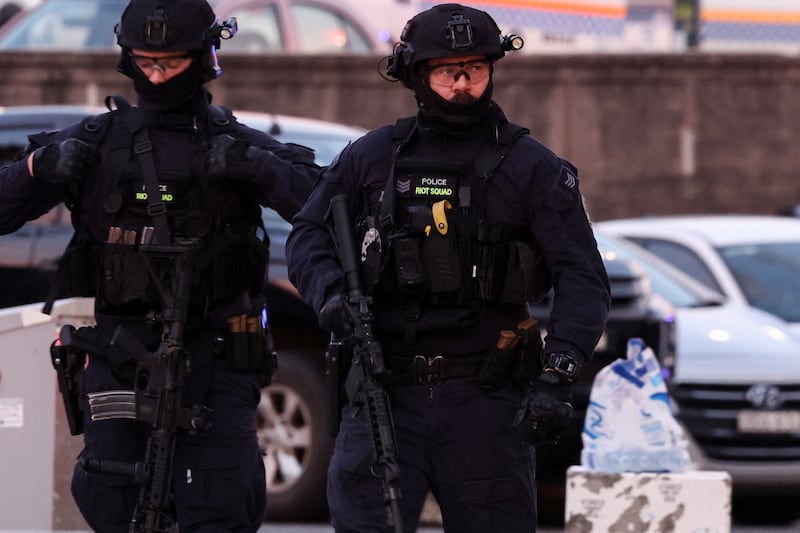 Eyewitness recalls seeing bodies at Sydney's Bondi Beach shooting