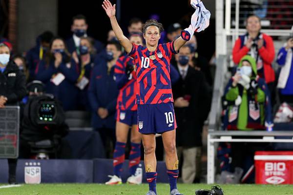 US soccer bids farewell to Carli Lloyd with 6-0 South Korea rout in Minnesota