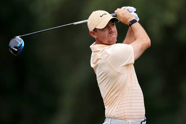 Lowry and McIlroy fail to cash in fully as English blazes a trail in Memphis