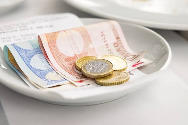 Before you leave a tip in an Irish restaurant, read this