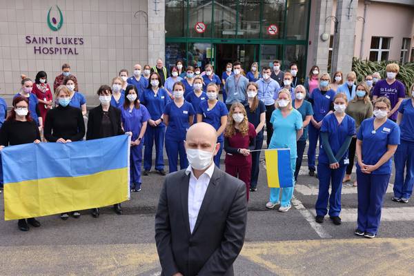 HSE’s minute’s silence was ‘emotional’, Ukrainian doctor in Dublin says