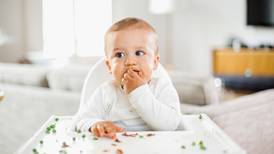 How to introduce your baby to solid foods