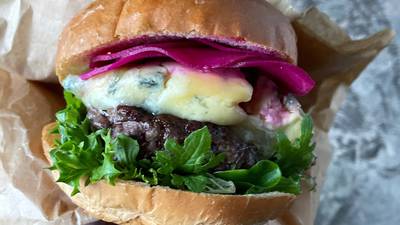 Venison burger with blue cheese and blackberry-pickled beets