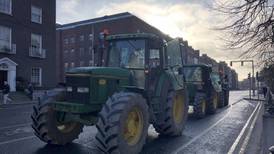 Beef farmers disrupt traffic in Dublin city centre in further protests