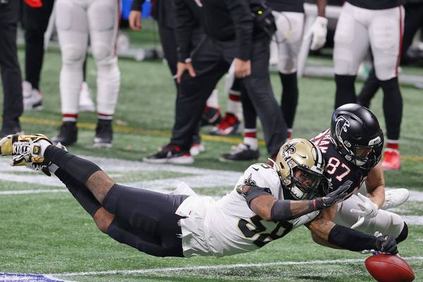 New Orleans Saints beat Falcons to secure a playoff spot