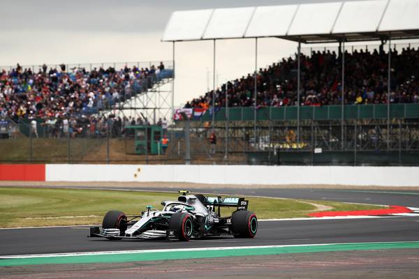 Lewis Hamilton pipped to pole position at Silverstone