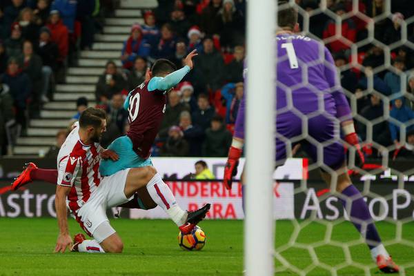 Manuel Lanzini charged with diving to win penalty