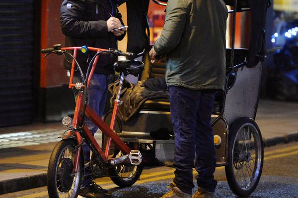 Ross introduces new detention powers to enforce ban on motorised rickshaws