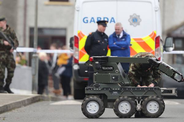 Homes evacuated in Drogheda after explosive device thrown at house