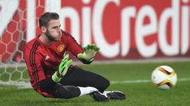 David de Gea ruled out of Manchester United side with  warm-up injury