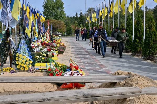 Collisions by Michael Kimmage: The ripple effects of war in Ukraine 