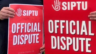 Staff in health groups to get €1,000 pay rise as strikes are averted