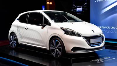 French car makers chase 141mpg target