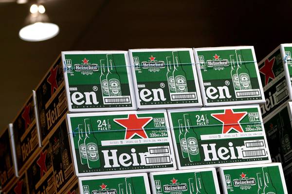 Heineken sees profit growth in final year for long-serving CEO