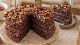 Chocolate cake with whiskey and almonds