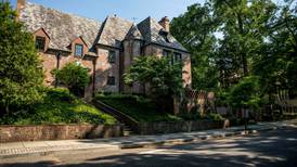 Obamas’ next home: nine bedrooms in wealthy area