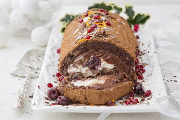 Give your family a fabulous festive treat with this chocolate roulade