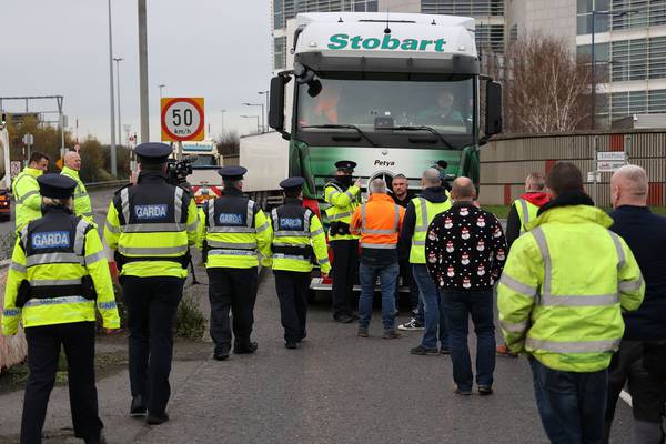 Trucker and haulier protest ends at Dublin Port