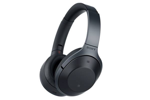 Review: Tired of the background hum? Try Sony’s MDR 1000X headphones