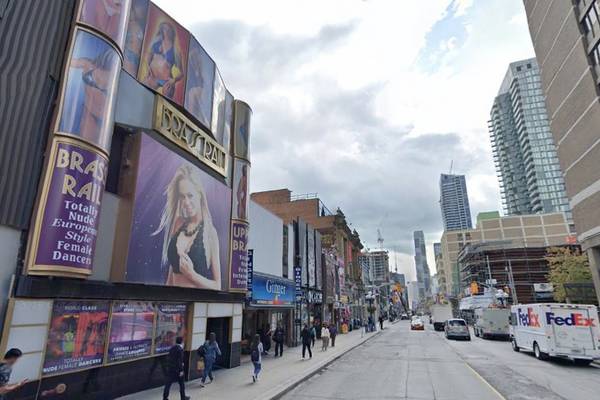 Toronto strip club employee may have exposed about 550 people to Covid-19