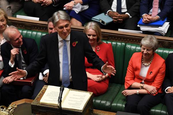 No-deal Brexit haunts Hammond’s budget