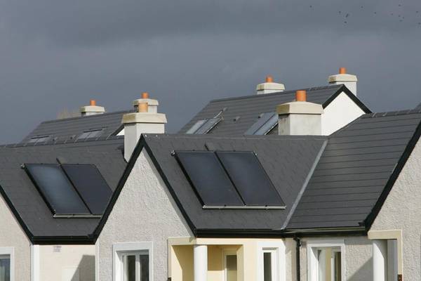 Households should be paid for their solar energy – report