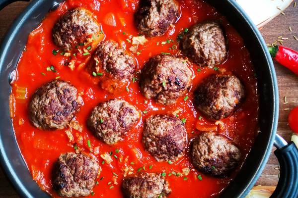 Crowd-pleasing lamb meatballs with tomato and chilli butter sauce