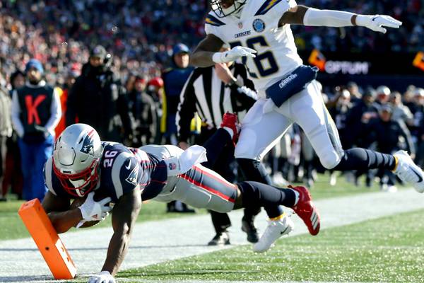 Blistering start helps Patriots set up AFC showdown with Chiefs