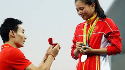 Chinese diver proposes to teammate on Olympic medal stage