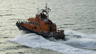 Six rescued after boat capsizes in Dublin Bay