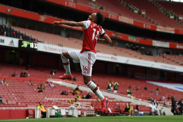 Aubameyang double puts him level with Vardy in race for Golden Boot