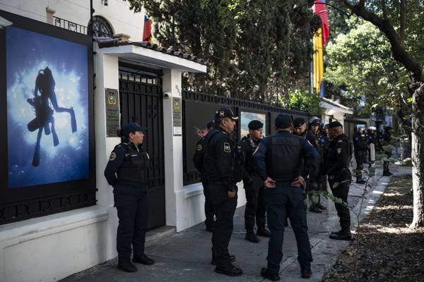 Latin American governments rally around Mexico after embassy raid in Ecuador
