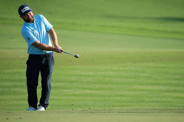 Andy Sullivan takes two-shot lead into final round in Dubai