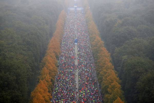 Eliud Kipchoge claims Berlin Marathon but misses out on world record