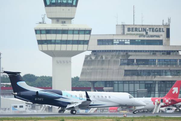 Ryanair clash with Berlin mayor over airport