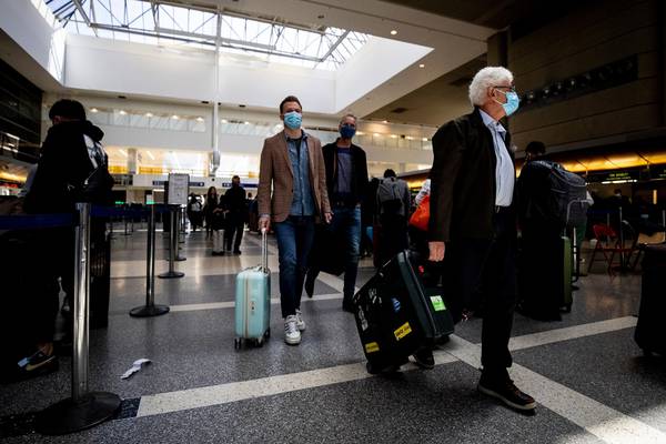 Major US airlines make masks optional following court ruling