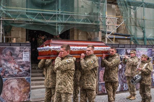 The dead and the survived: A tale of two Ukrainian soldiers