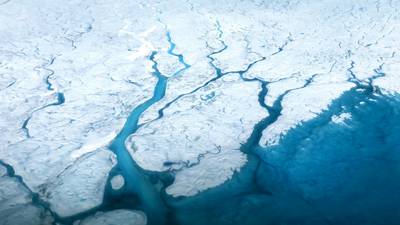 Arctic’s thickest sea ice breaks up for first time on record