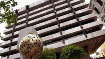 Central Bank  warns on unauthorised investment firm