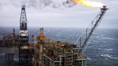 Cheaper oil  will make selling  Scottish independence harder for SNP