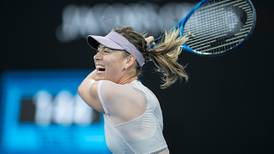 Maria Sharapova suffers arm injury as fitness struggle continue